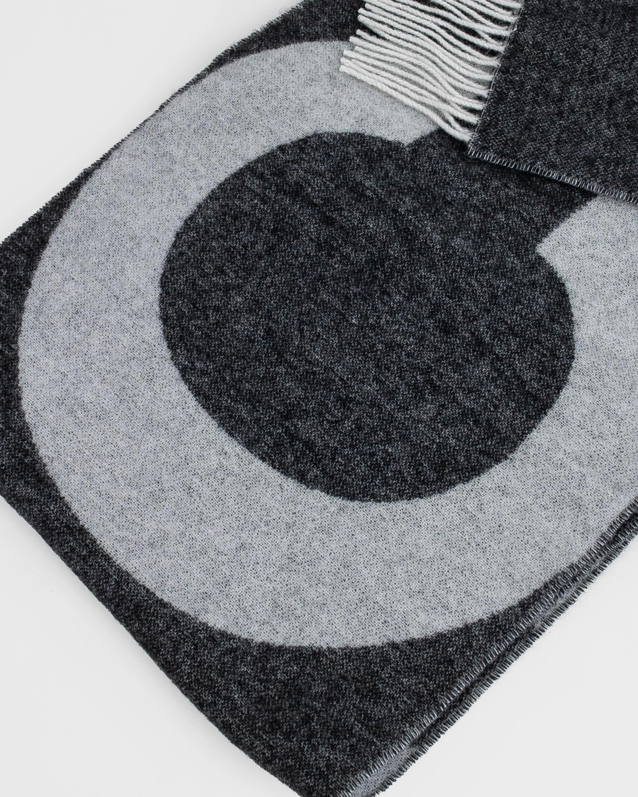 Bufanda A.P.C. Big Logo - Image 3