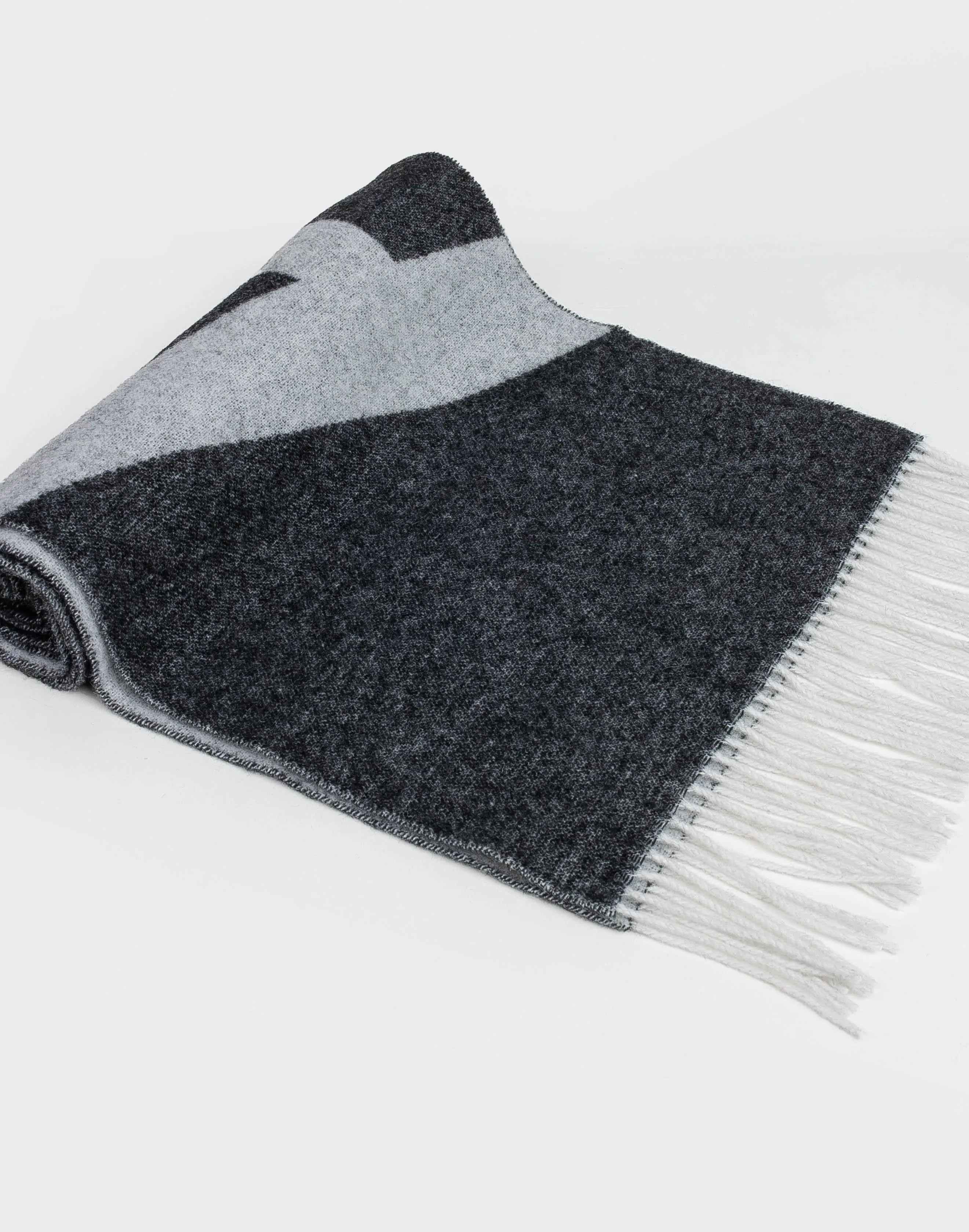 Bufanda A.P.C. Big Logo - Image 4