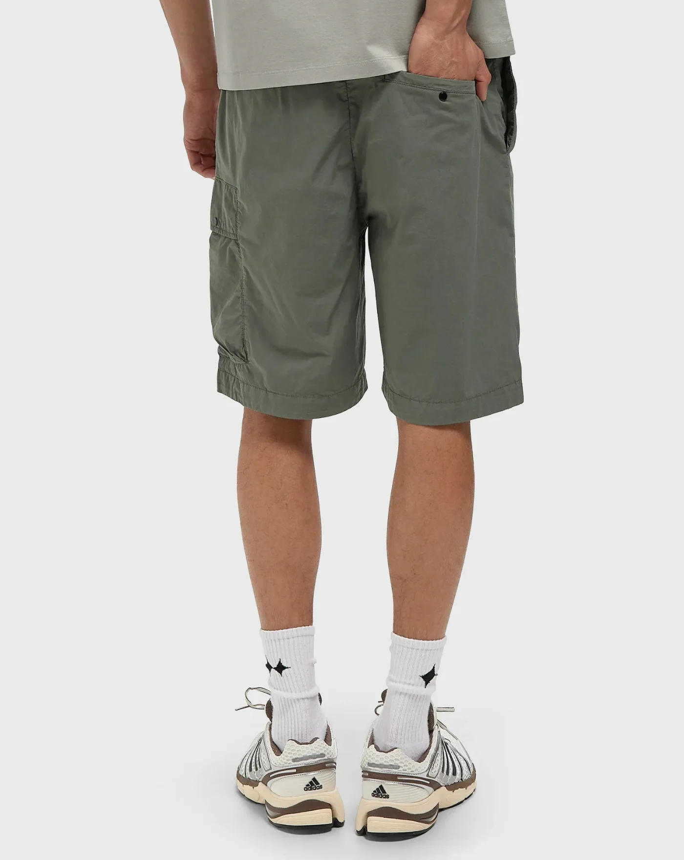 Bermuda C.P. Company Cargo Shorts - Image 3
