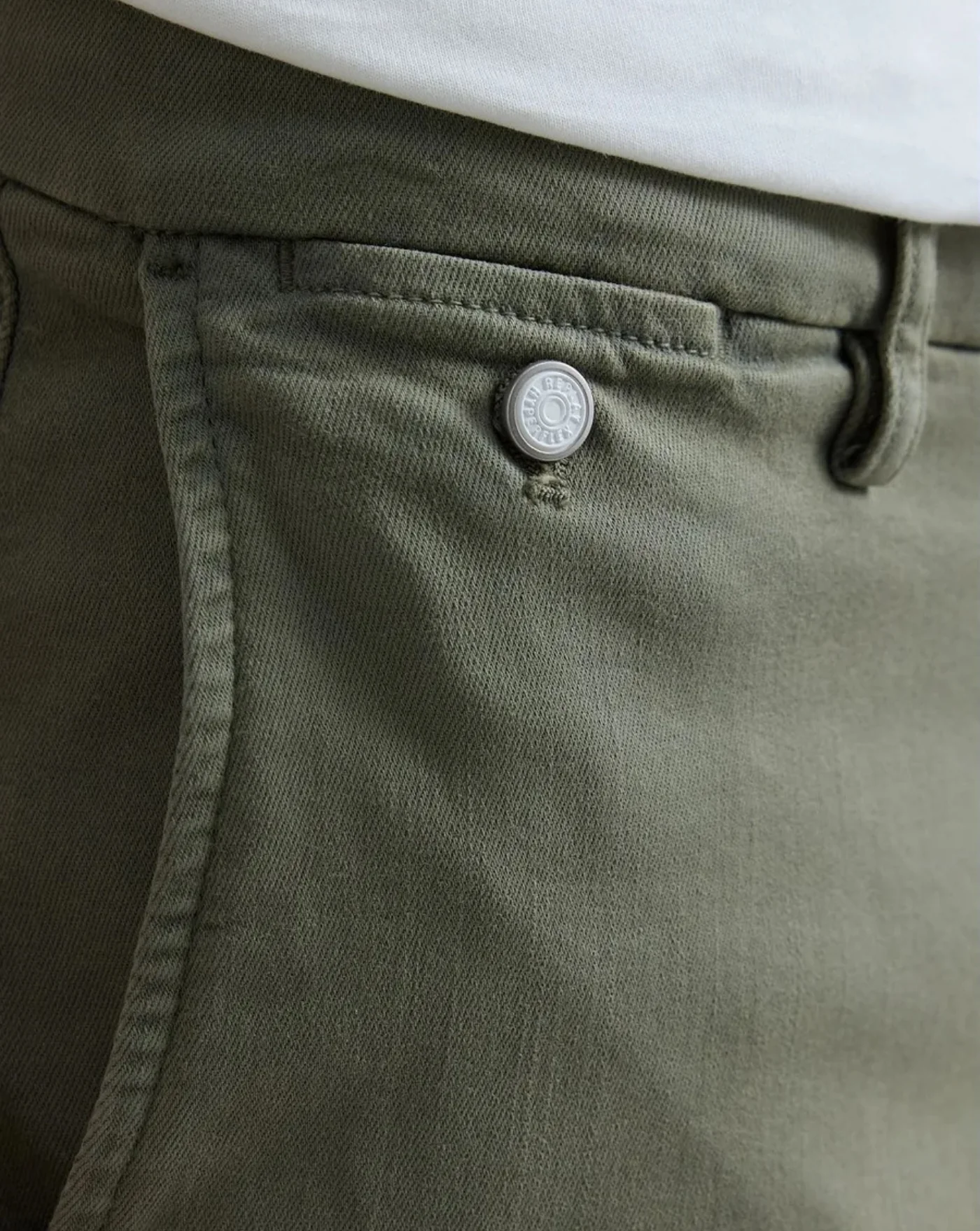 Bermudas Replay Benni Regular-Fit Shorts - Image 7