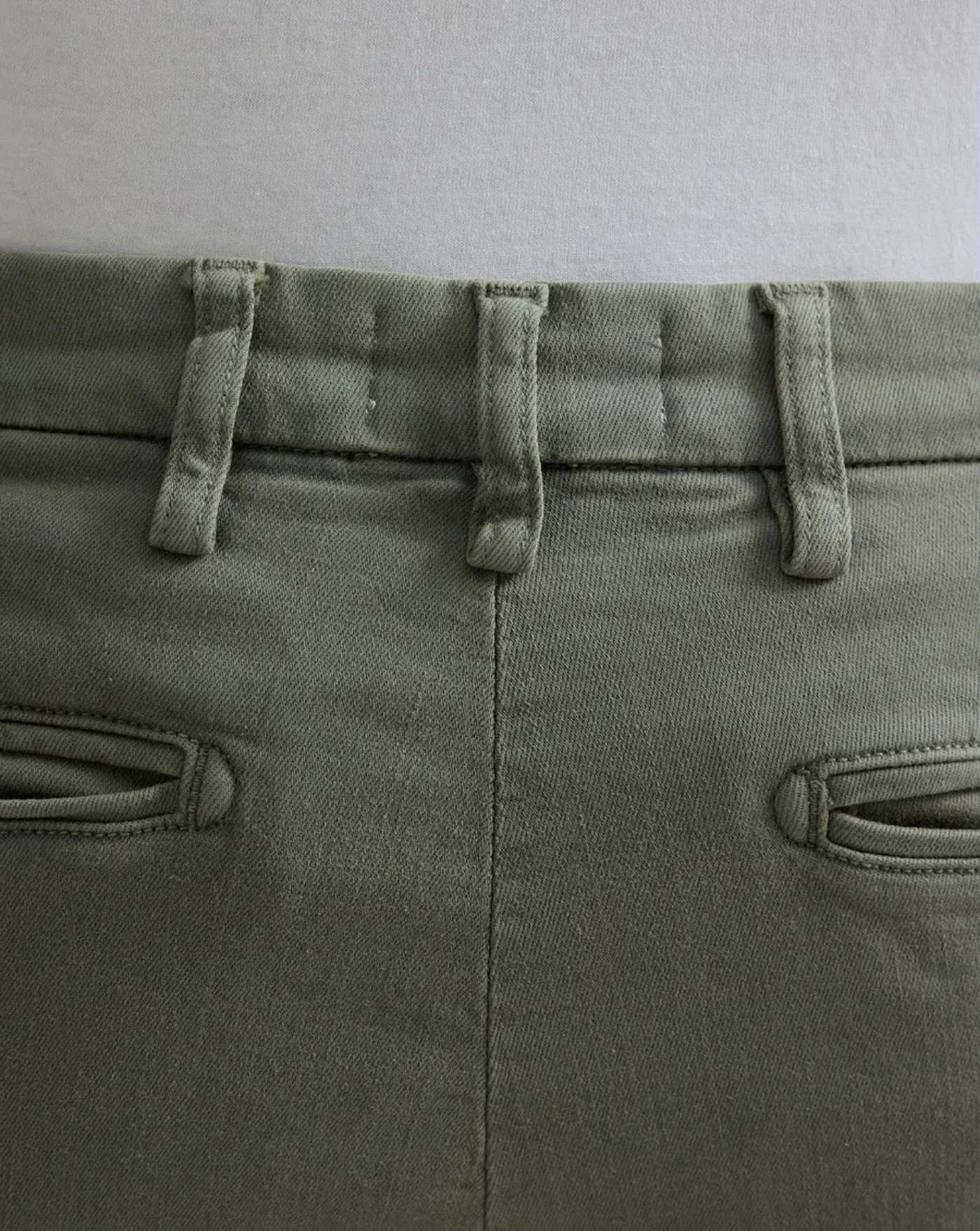 Bermudas Replay Benni Regular-Fit Shorts - Image 8