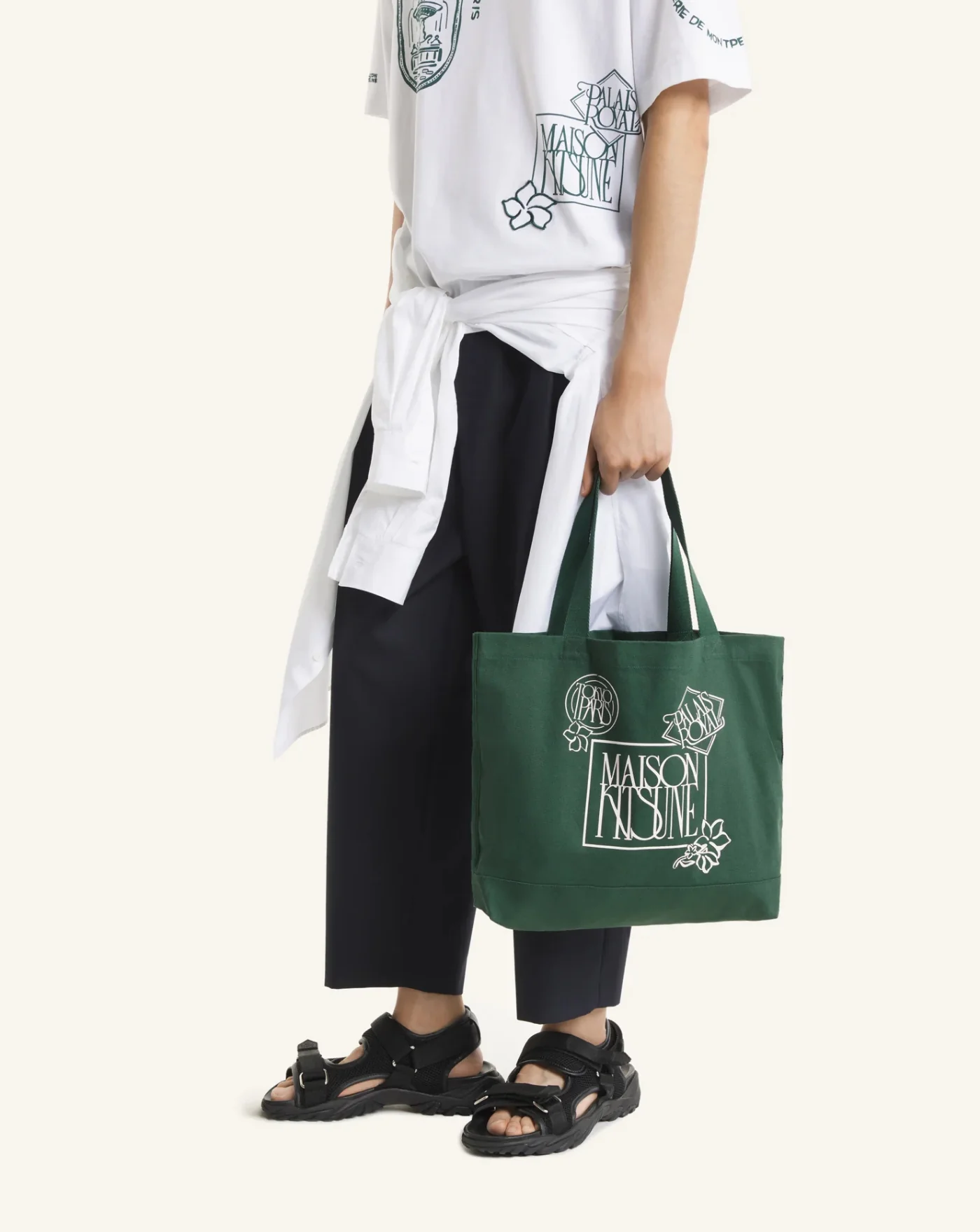 Bolso Maison Kitsune Art Nouveau Stamp Tote - Image 6