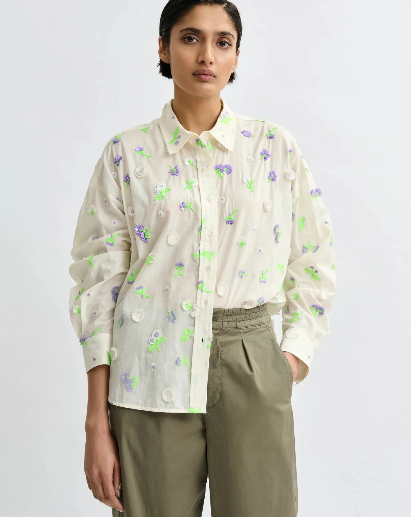 Camisa Essentiel Antwerp Jimena Embroidered Boxy Shirt - Image 2