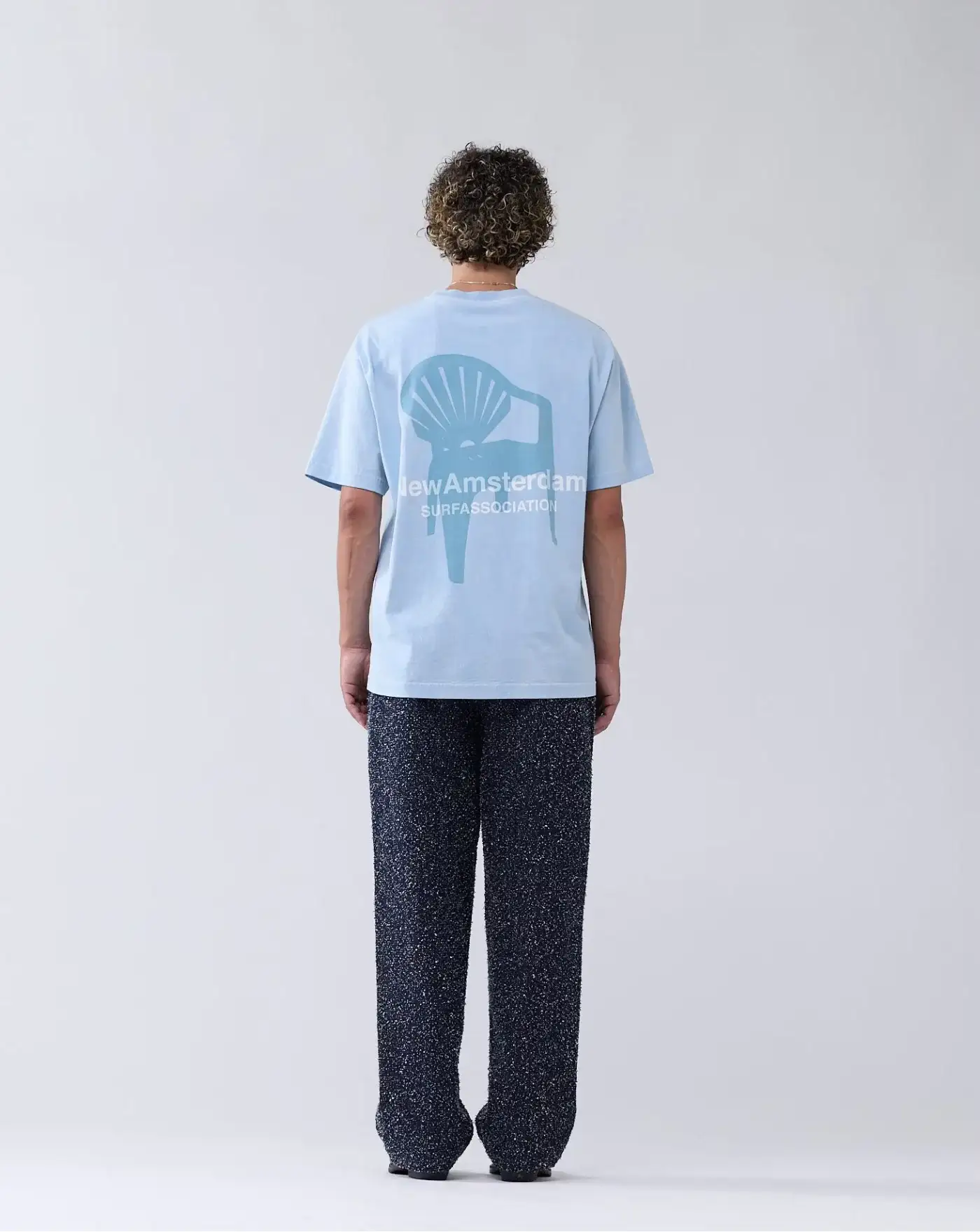 Camiseta New Amsterdam Chair Tee - Image 5