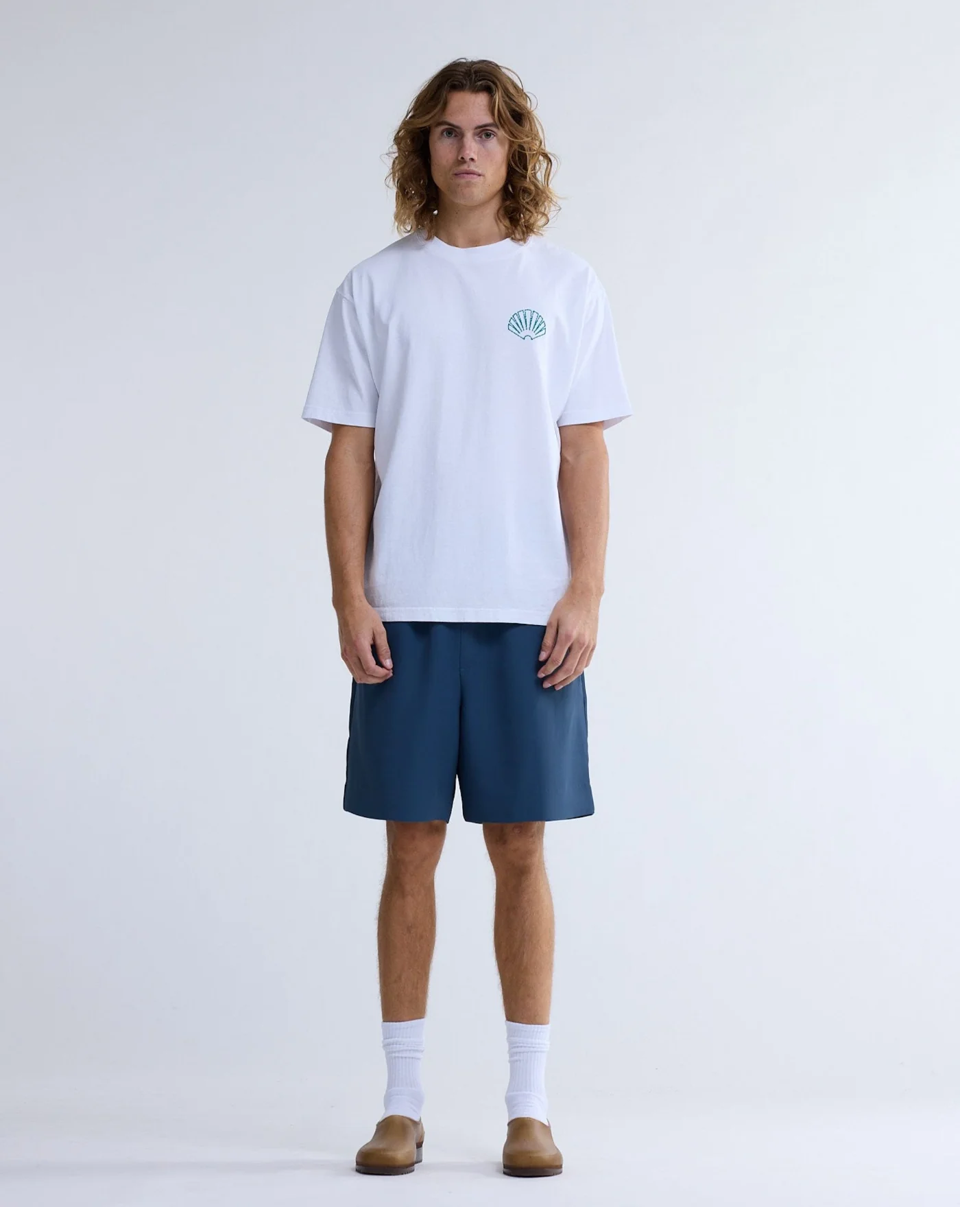 Camiseta New Amsterdam Logo Tee - Image 3