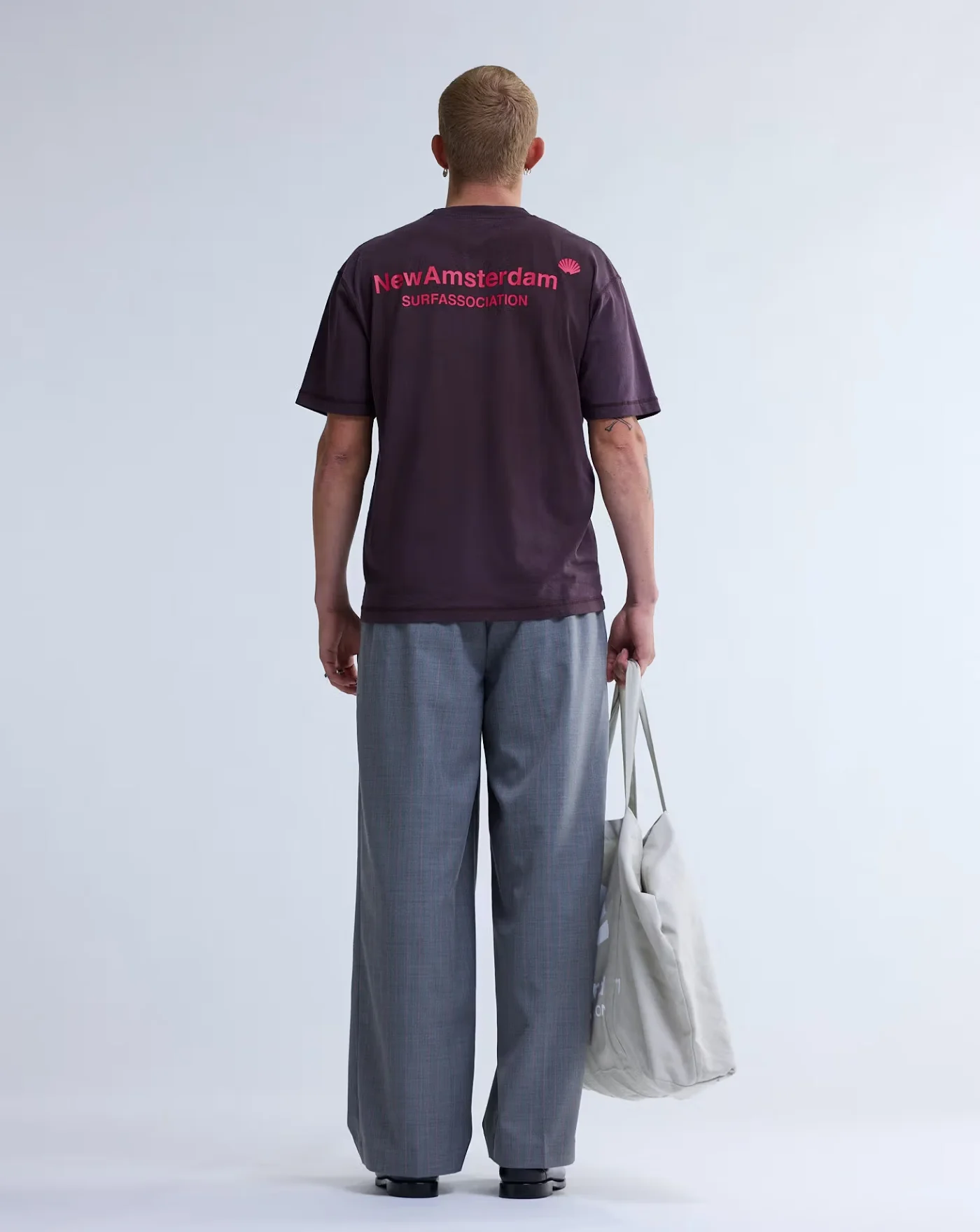 Camiseta New Amsterdam Logo Tee - Image 4