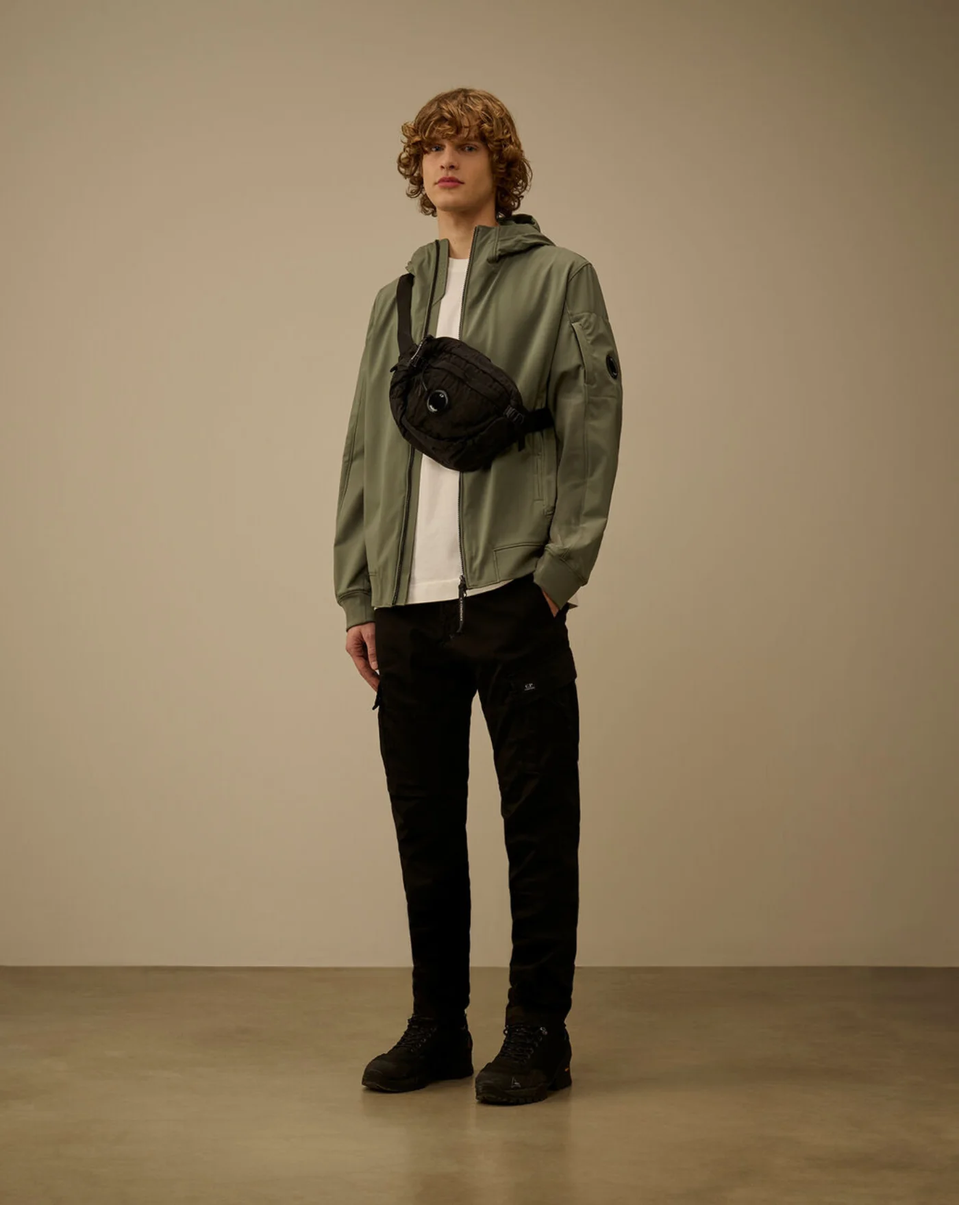 Chaqueta C.P. Company Shell-R Hooded Lens Jacket - Image 6