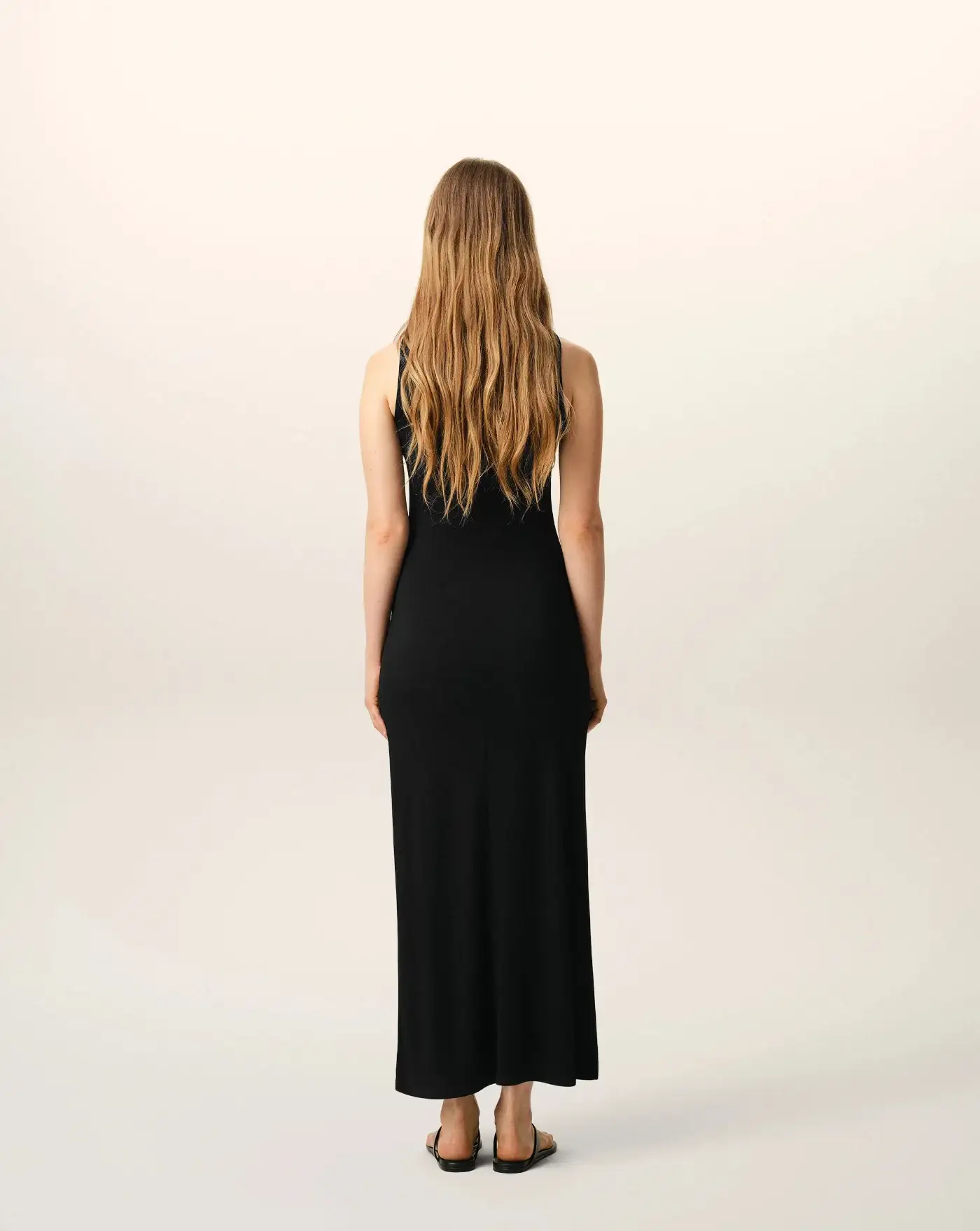 Vestido Ami Paris Sleeveless Maxi Lavalliere - Image 6
