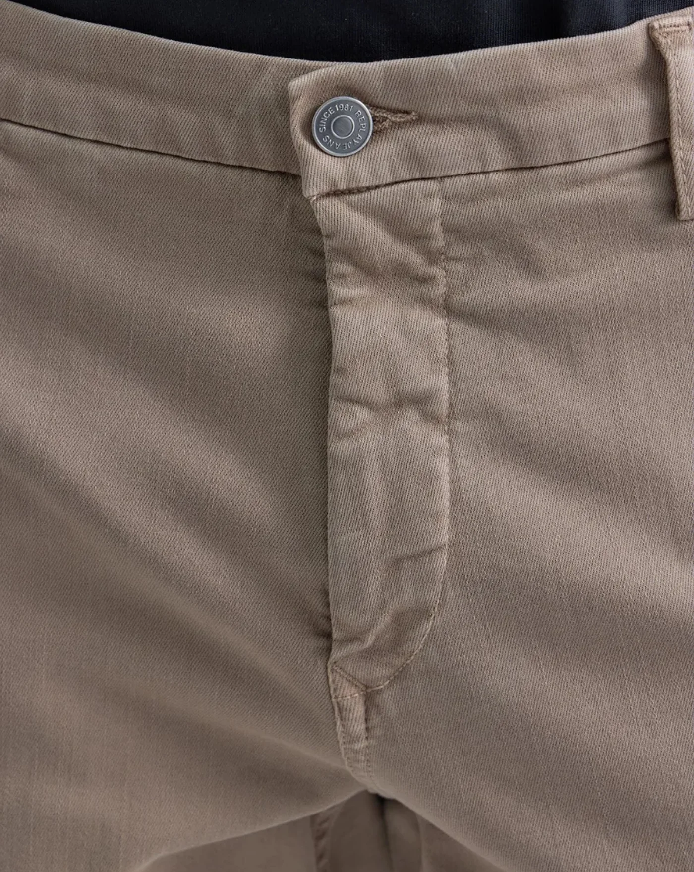 Vaqueros chinos Benni de REPLAY - Image 6