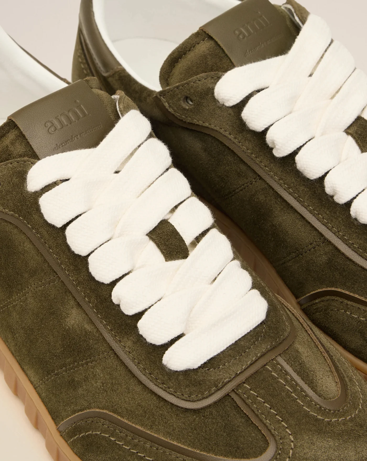 Zapatillas Ami Paris Low Top - Image 4