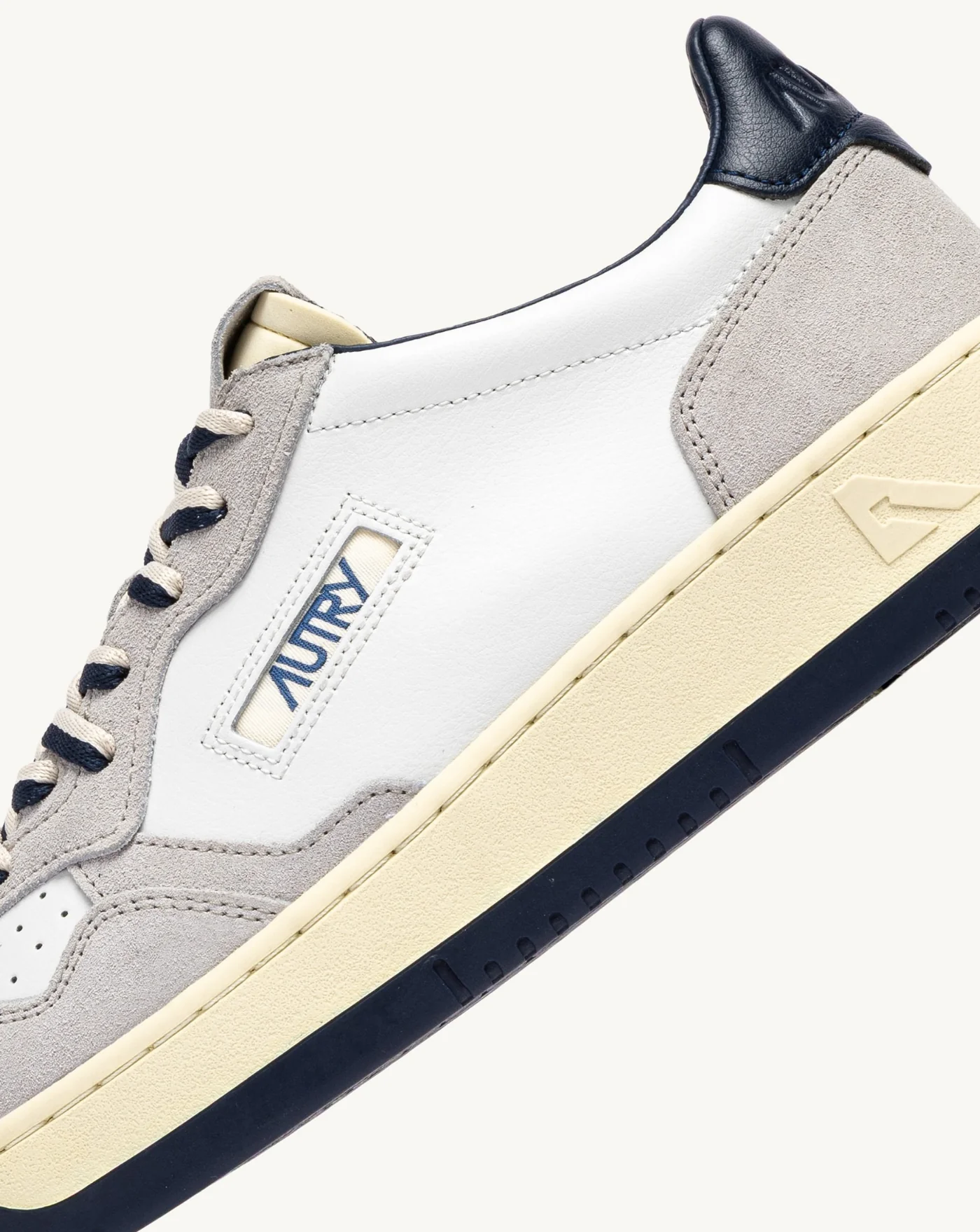 Zapatillas Autry AULM BW04 - Image 6