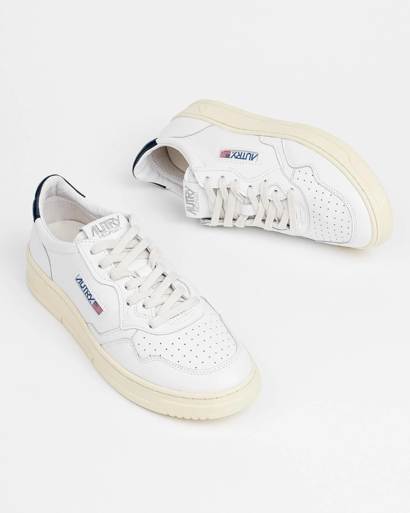 Zapatillas Autry Aulm LL12 - Image 5