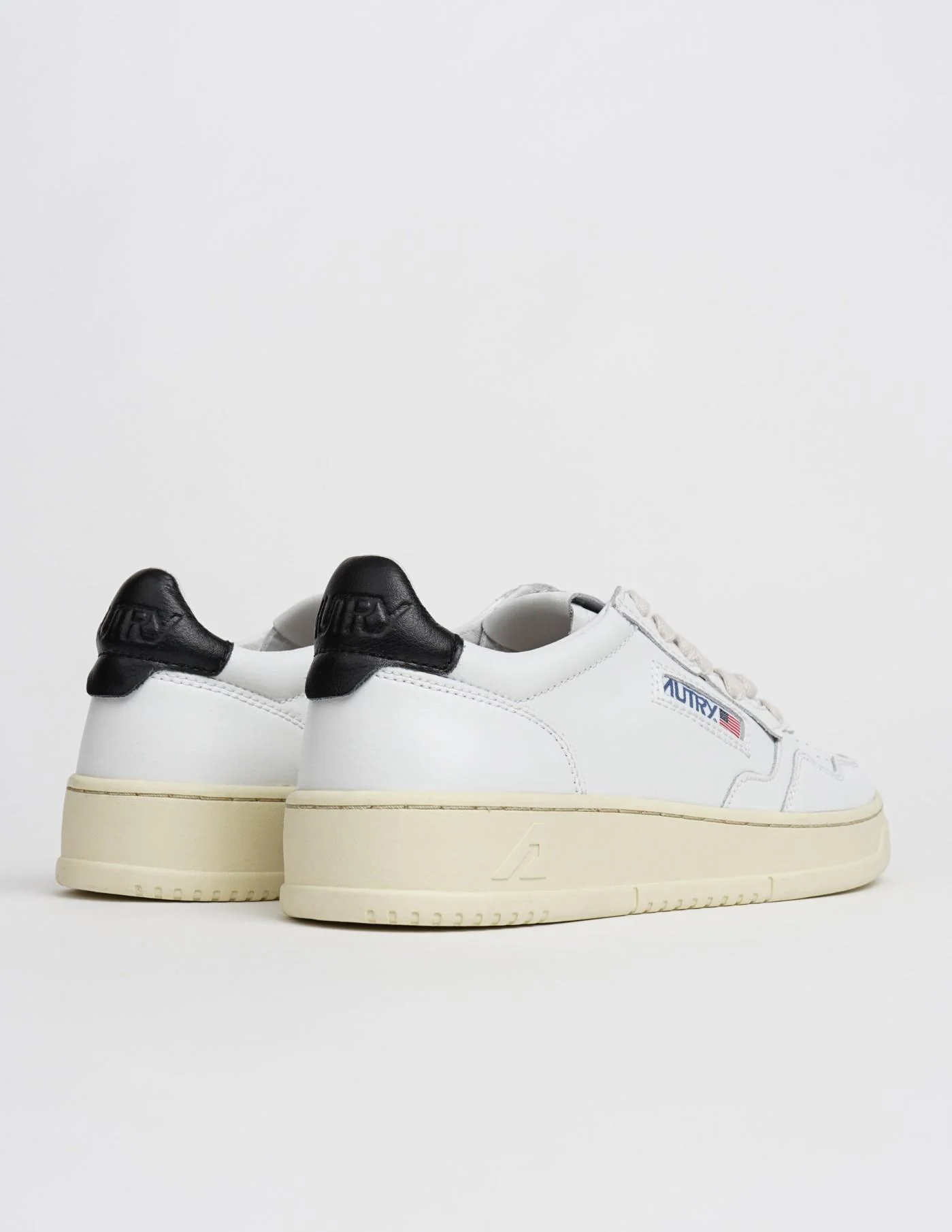 Zapatillas Autry Aulm LL22 - Image 6