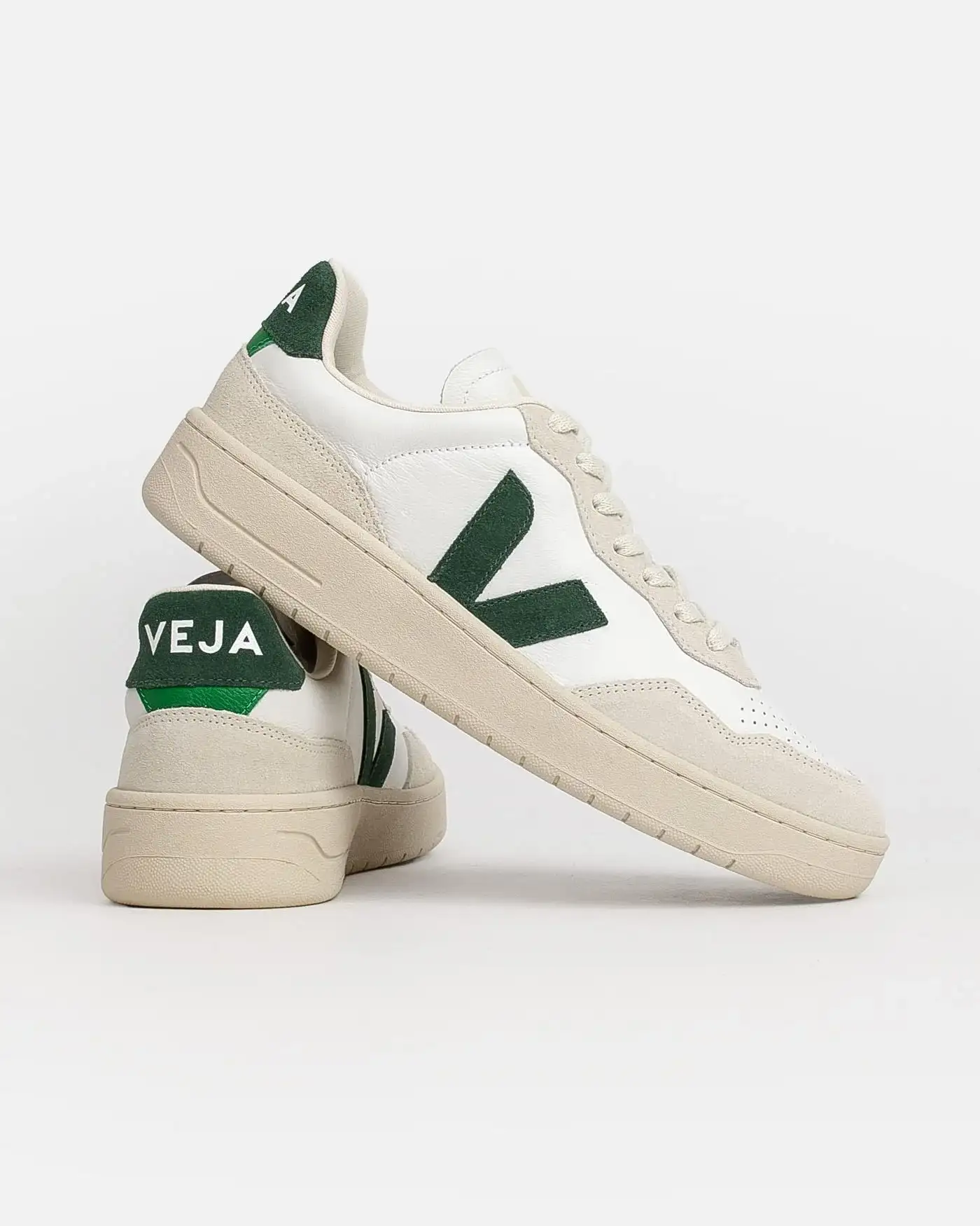 Zapatillas Veja V-90 O.T. Leather Extra White Cyprus - Image 4
