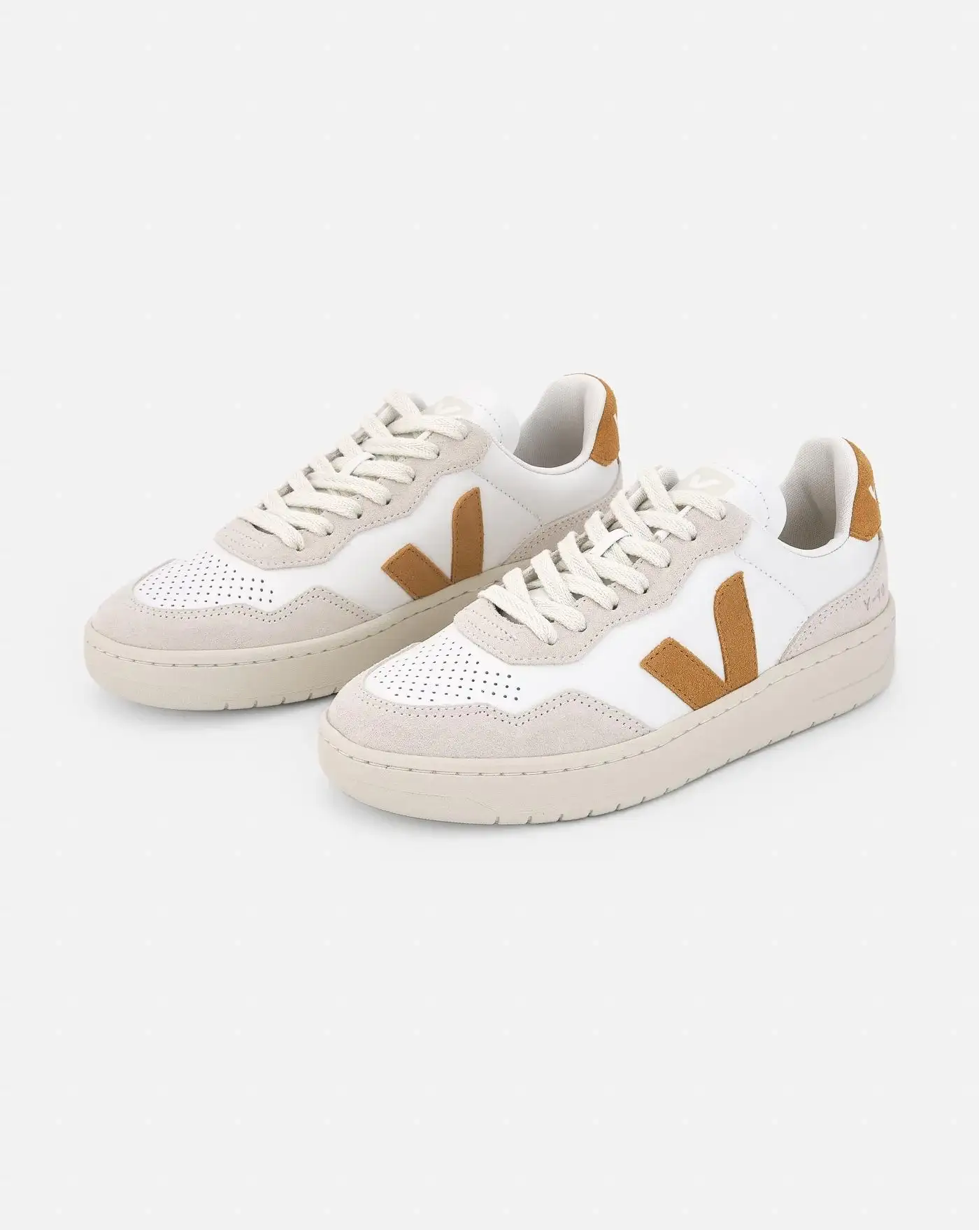 Zapatillas Veja V-90 O.T. Leather Extra White Umber - Image 3